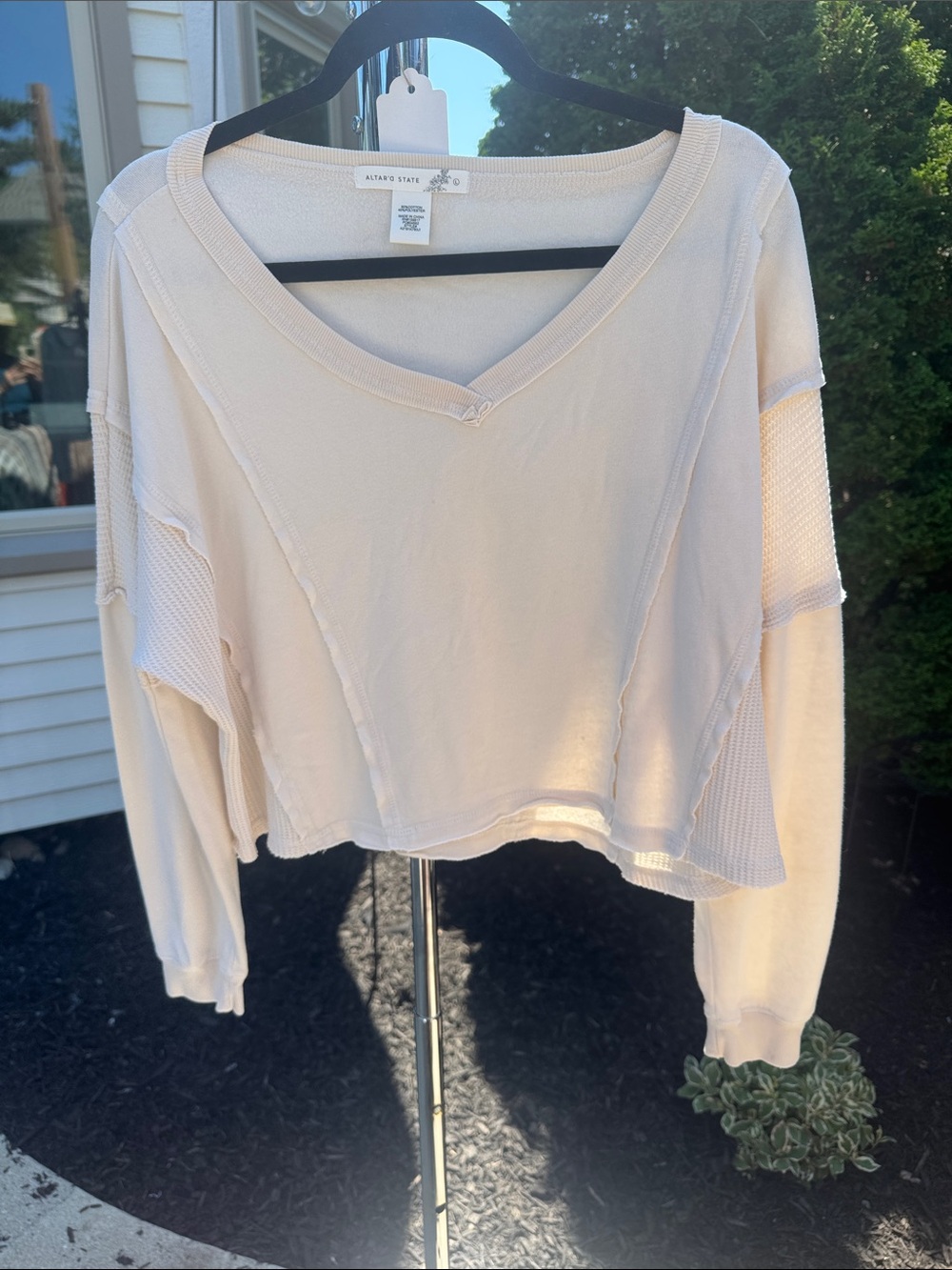 Altar'd State Cream V-Neck Lightweight Pullover